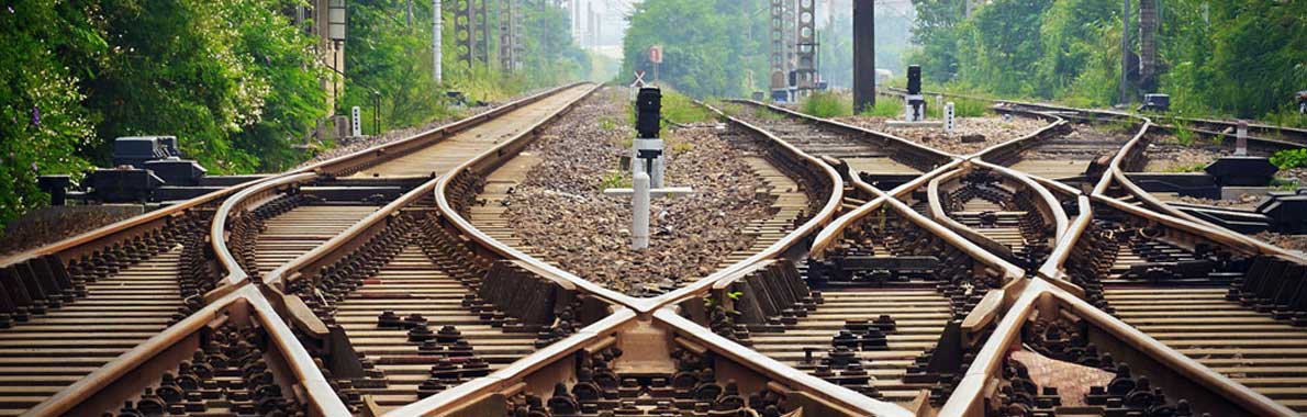 ж д пути сообщения. повреждение жд путей в белгородской области. железнодорожное хозяйство. железная дорога. ж д пути сообщения.